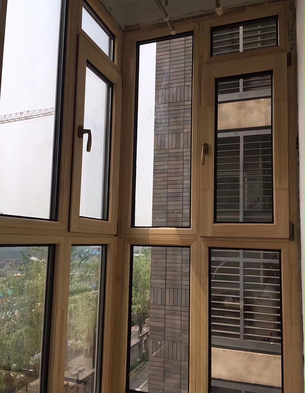金堂木为恒大·翡翠华庭提供铝包木窗案例